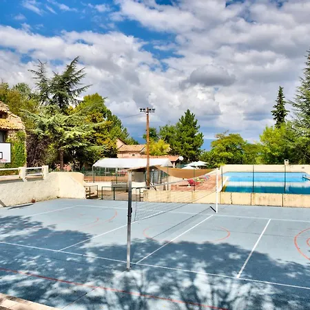 Village Les Bories Holiday park *